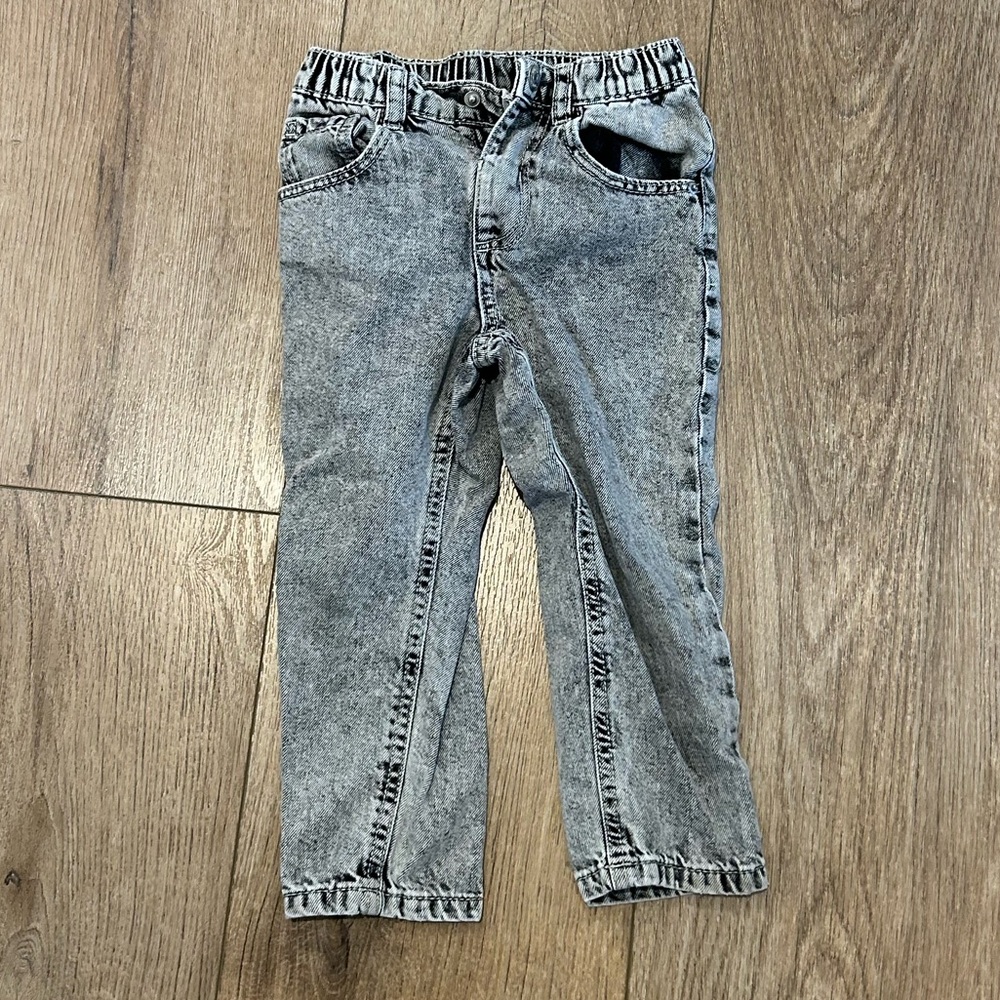 Zara Loose Fit Jeans